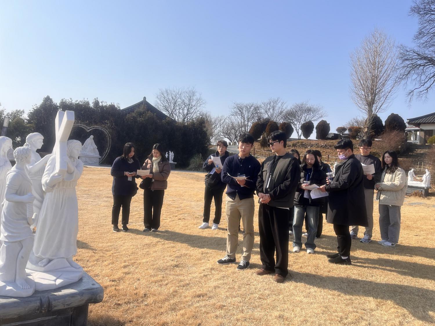 [크기변환]신안동성당 청년회-2025.02.16 겨울피정 ',청년, 희망의 순례자&#039,❄️-66770810285.jpg