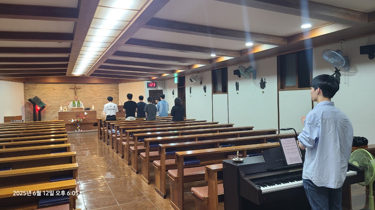 신안동성당 자료실_사진_20250614_2.jpg
