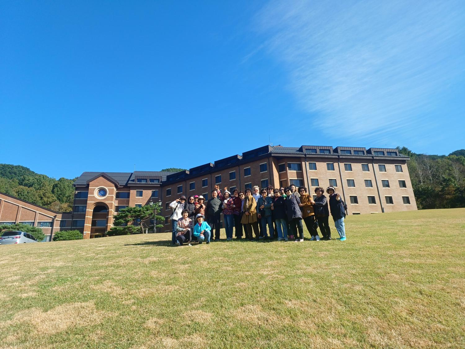 신안동성당 자료실_사진_20251027_3.jpg